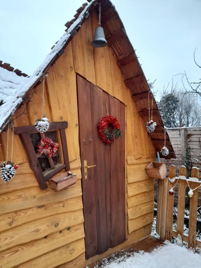 Cabane Enchantee Carpentras Exterior photo